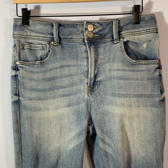 Risen jeans flare raw hem distressed knees size 11/30 RDP5239 medium light wash - Picture 14 of 15